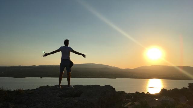 Kasteel bij zonsondergang